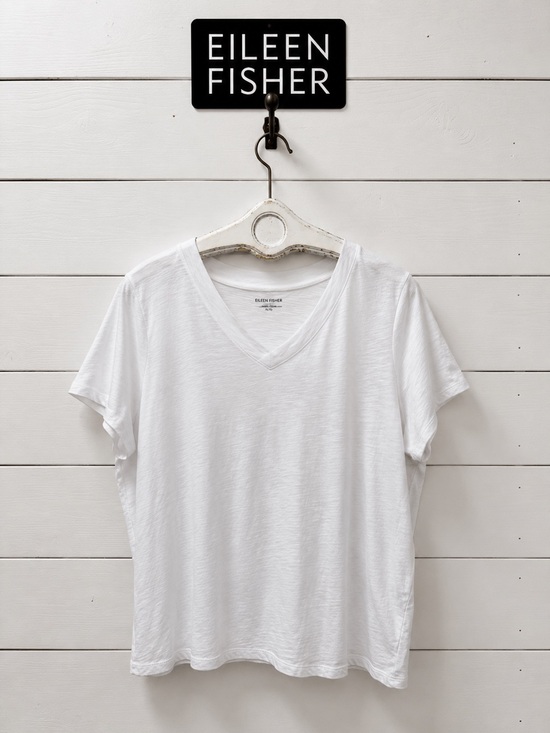Eileen Fisher Tops - Eileen Fisher White Organic Cotton V-Neck Tee – Size XL